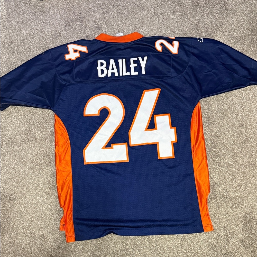 AUTHENTIC Bailey #24 Denver Broncos NFL Reebok Football Jersey L Men’s Length +2 - Picture 10 of 10